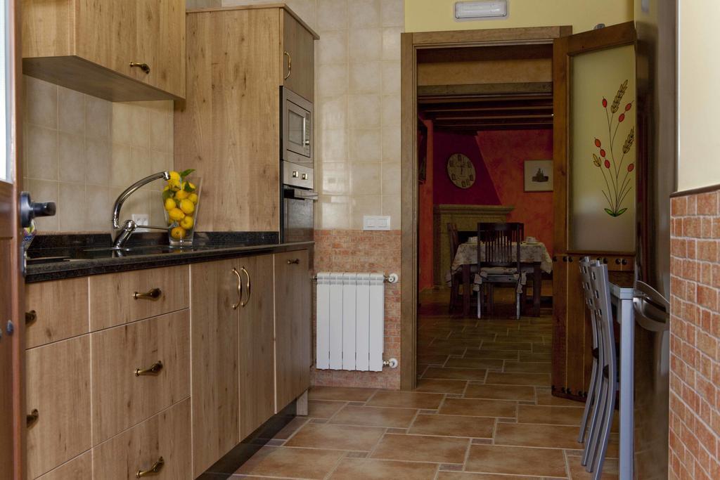 Casa Rural La Canchalera โลซาร์ เดลา เบรา ภายนอก รูปภาพ